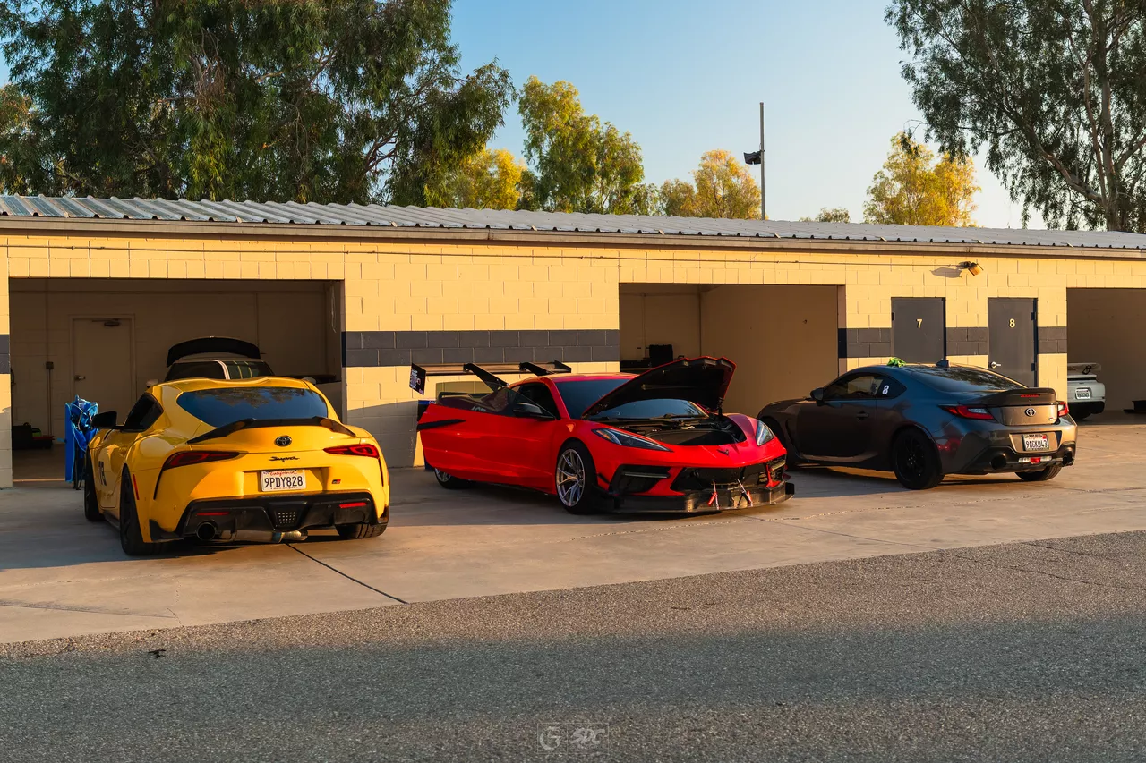 Paddock setup with the C8 and tooling